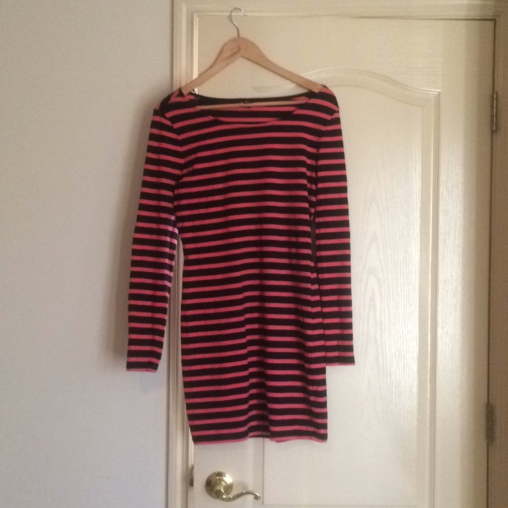 Black and pink stripes body con dress